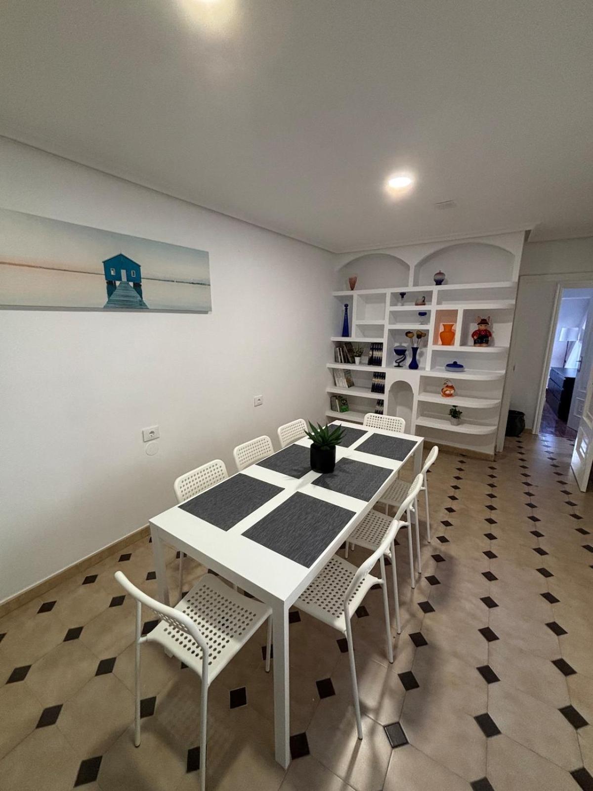 16 Apartment