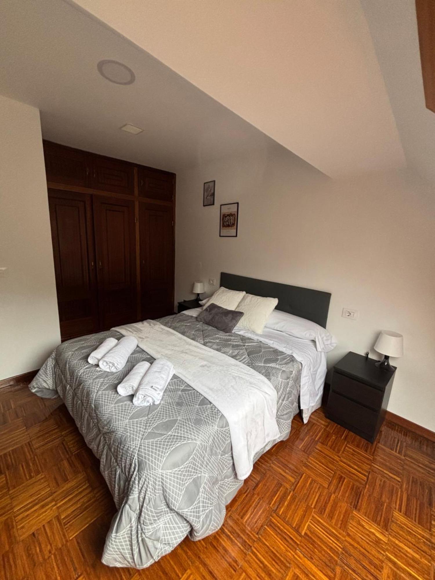 16 Apartment