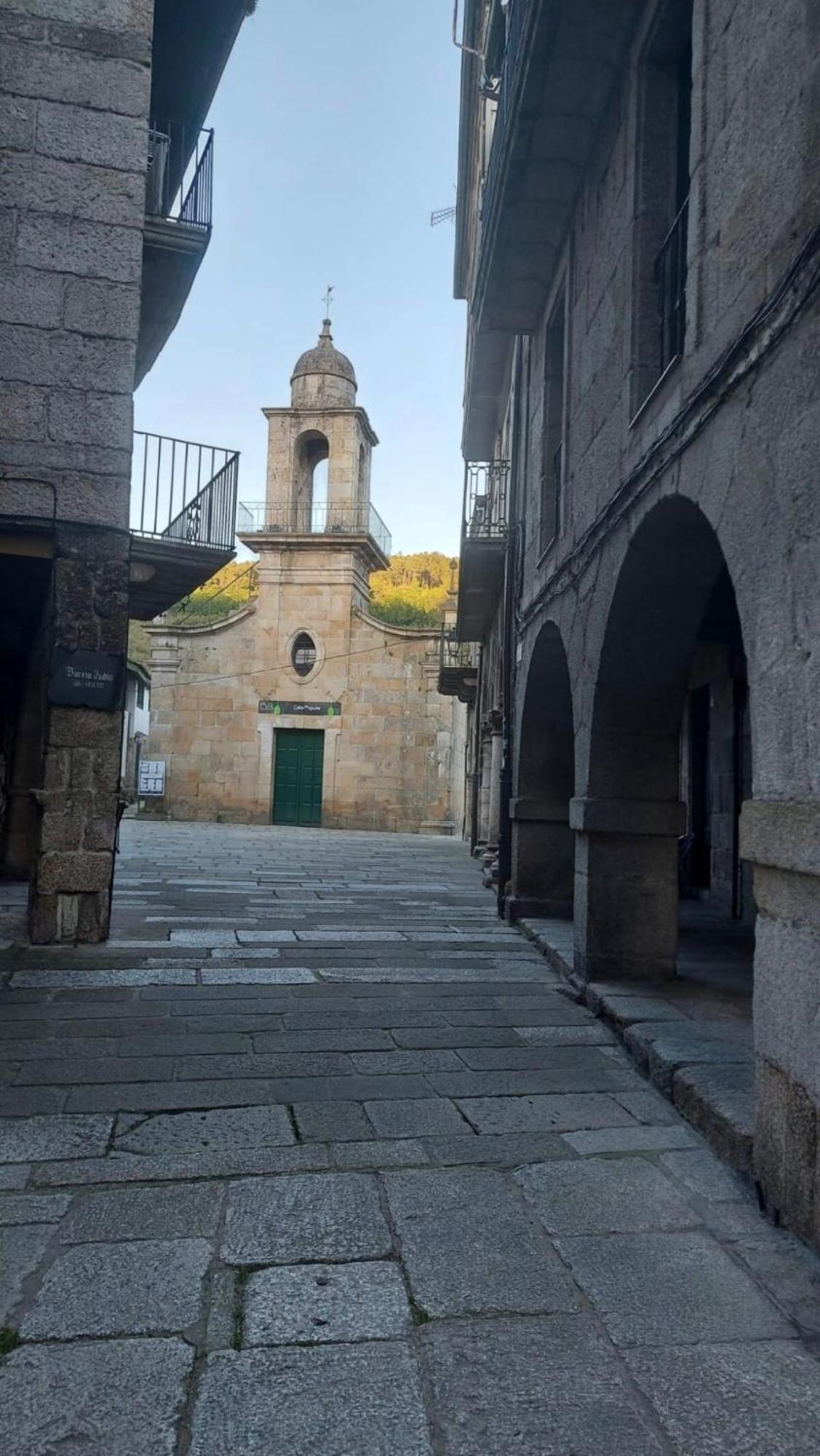 16 Apartment Ribadavia